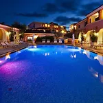 Cala Ginepro &