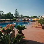 Cala Ginepro & Hotel