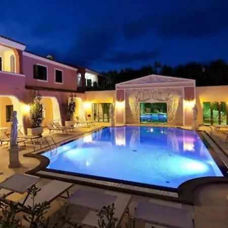 Cala Ginepro & Hotel
