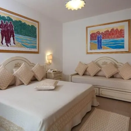 Cala Ginepro & Hotel