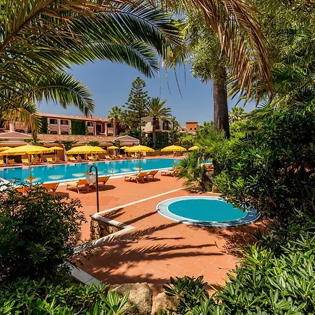 Cala Ginepro &