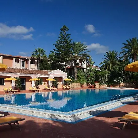 Cala Ginepro & Hotel