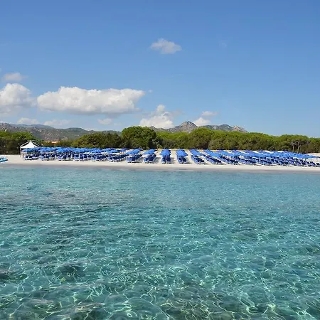 Cala Ginepro & 4*